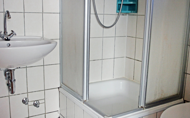 Güstrower Chaussee