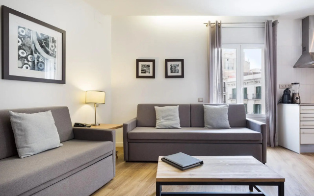 Amister Apartments