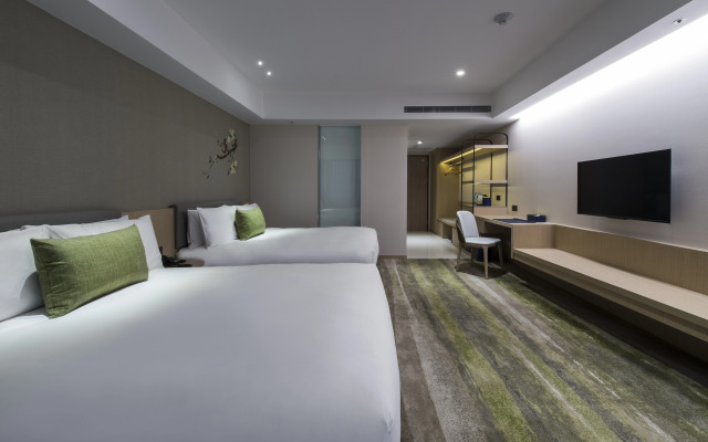 Golden Tulip FAB Hotel