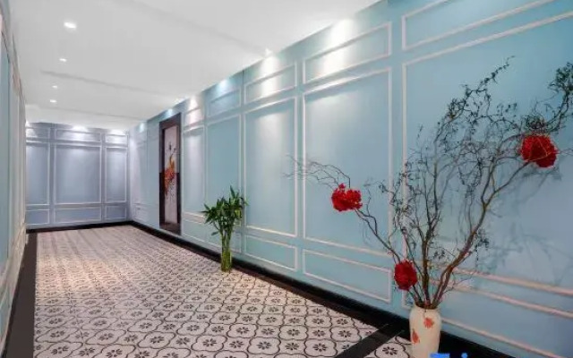 Gongxili · UP Hotel (Kunming Old Town & Green Lake Branch)