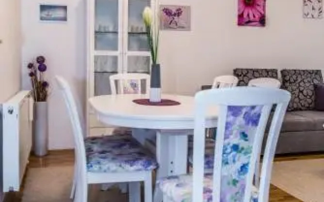 Apartment Flores