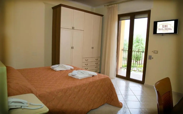 Elia Hotel