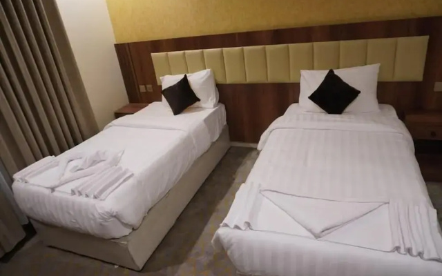 Platinum Pearl Hotel