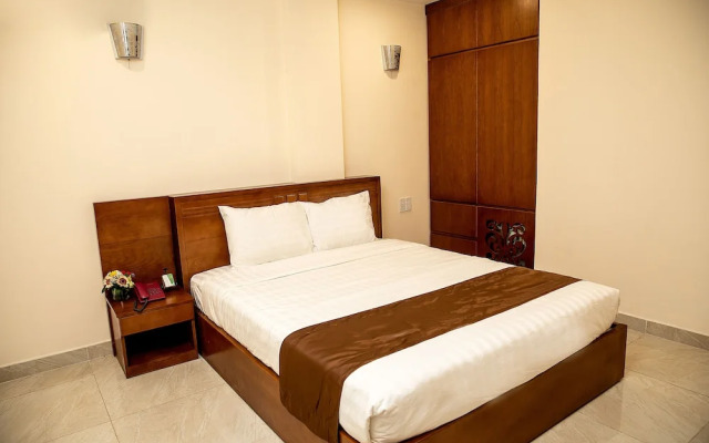 Tu Phuong Hotel