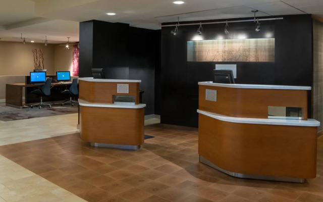Courtyard by Marriott Memphis East/Park Avenue