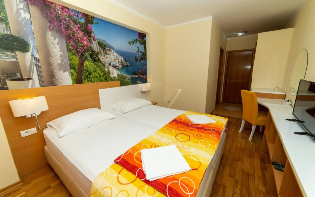 Hotel Obala