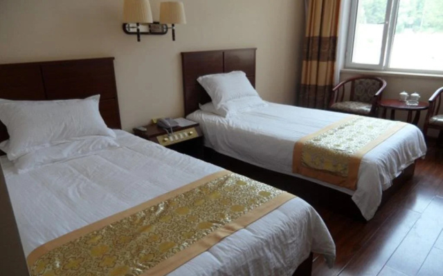 Changbai Mountain Tianci Travel Village