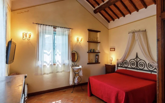 Luxury Pool Villa in Cortona