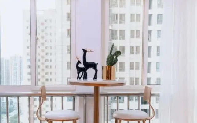Xi'an Weiyang·Xi'an Railway Station· Locals Apartment 00171370