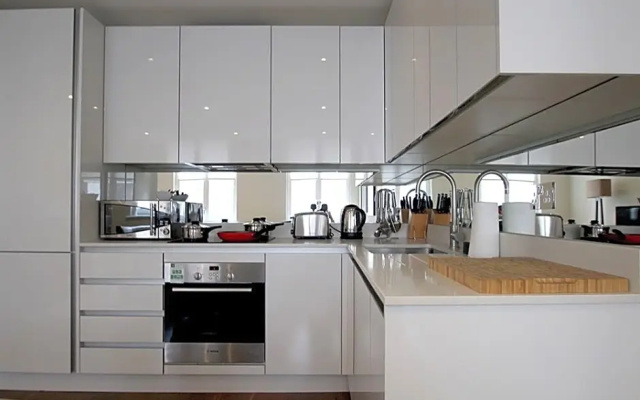 One Bedroom Serviced Apartment in Holborn, Chancery Lane
