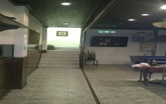 Walees Place