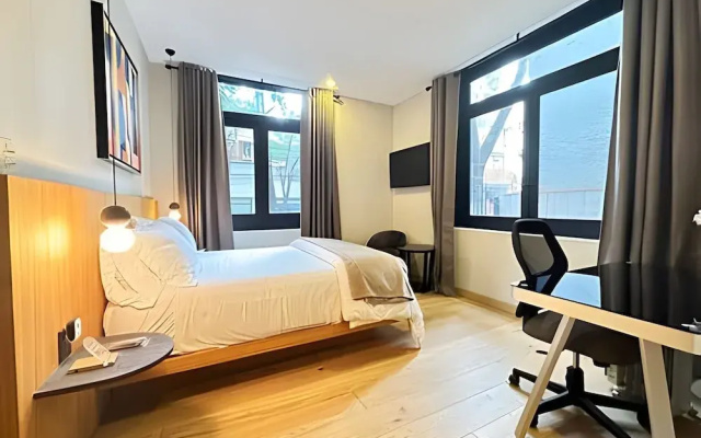 Modern Suite 4 - Heart of Roma Norte