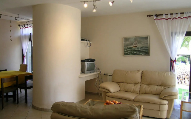 109D - Three Bedroom