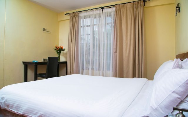 Batians Peak Serviced Apartments in Nairobi, Kenya from 71$, photos, reviews - zenhotels.com guestroom