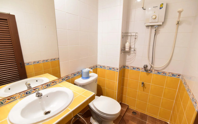 Sansabai House Hotel