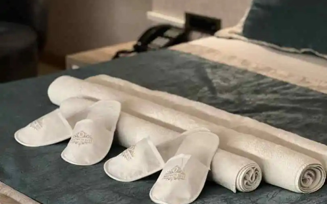 Restwon Suit Hotel