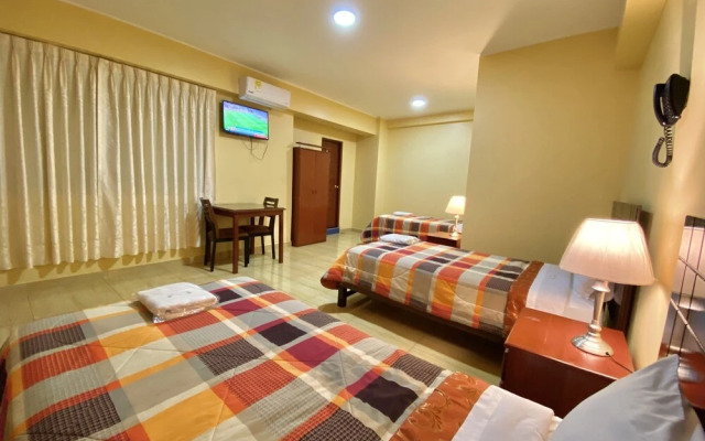 Hotel Las Palmeras - Huacho