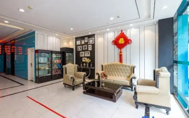 Lanzhou Zhangye Road Provincial Government Metro Station Feitian Ruyi Hotel