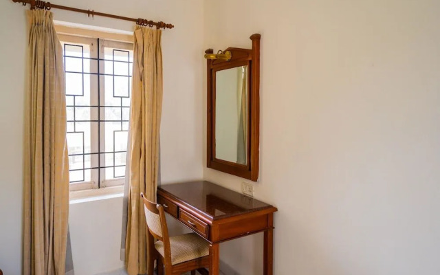 OYO 15459 Home Exotic 2BHK Vyttila