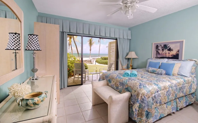 Villas Pappagallo by Cayman Villas