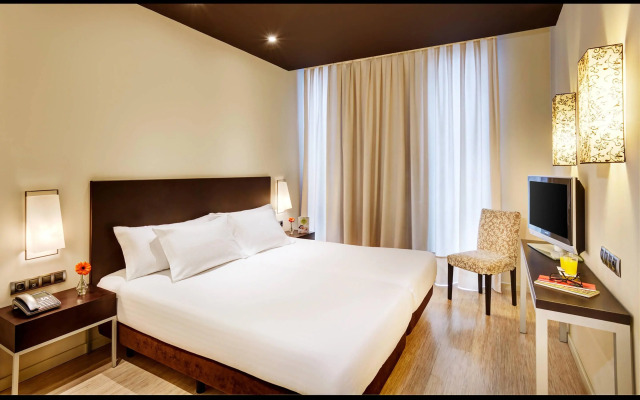 Отель Sercotel Boulevard Vitoria