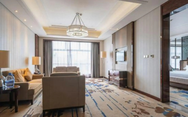 Junhua Hotel