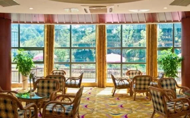 Huizhou Wanyun Holiday Hotel