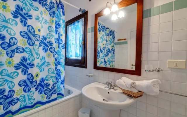Charming Small Villa 4vin Bella Villetta Sleeps 4 With Pool