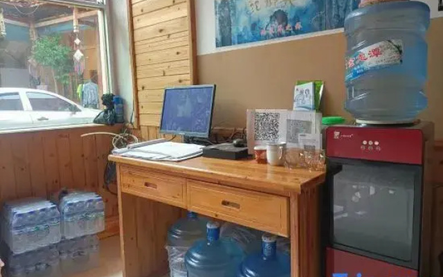 Puzhehei Huanteng Yijia Homestay