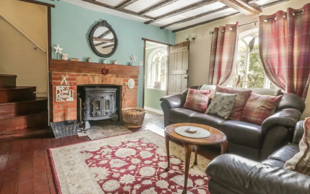 28 Stone Cottage