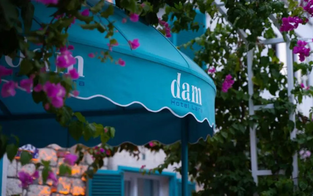 Dam Hotel Lara