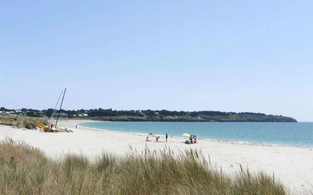 Cottage in Saint-gildas Near Gulf of Morbihan