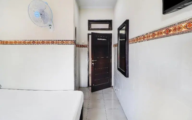 OYO 91567 Hotel Adi Guna
