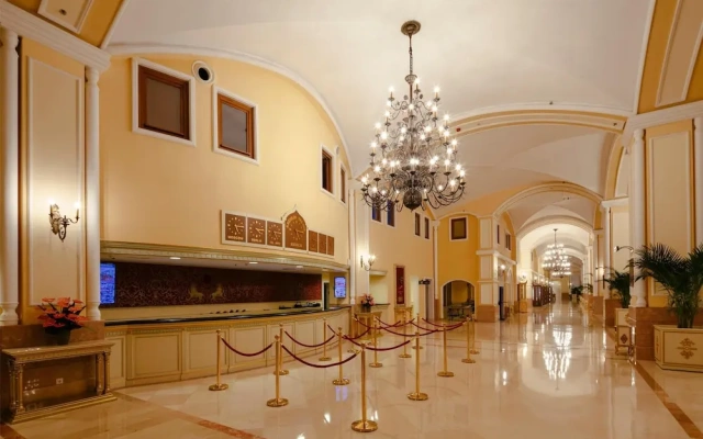 WOW Hotels