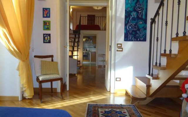 Mezzocannone Holiday House