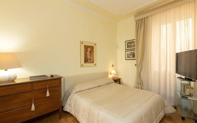 Rental in Rome Borghese Apartment