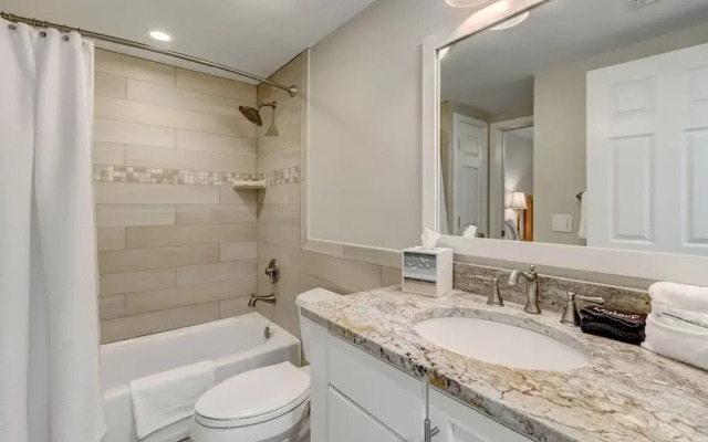Cozy Pet Friendly Condo by The Beach Omni Sea Dunes - 1616