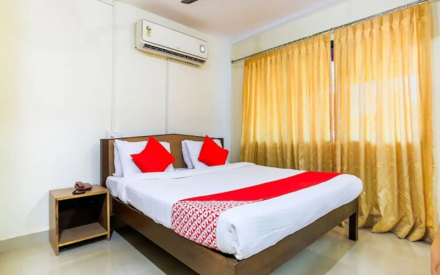 Oyo 23156 Royal Resort