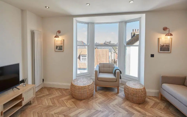 Host Stay Abbey Hus