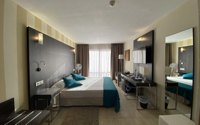 Hotel La Aldea Suites