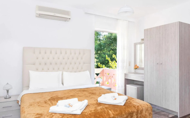 Labyrinth Hotel