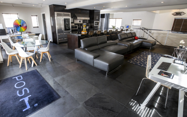 Posh South Beach Hostel