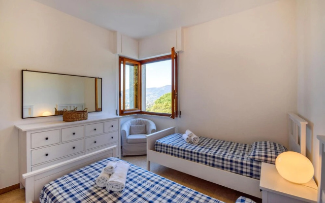 Beautiful Home in Rapallo With 3 Bedrooms and Wifi
