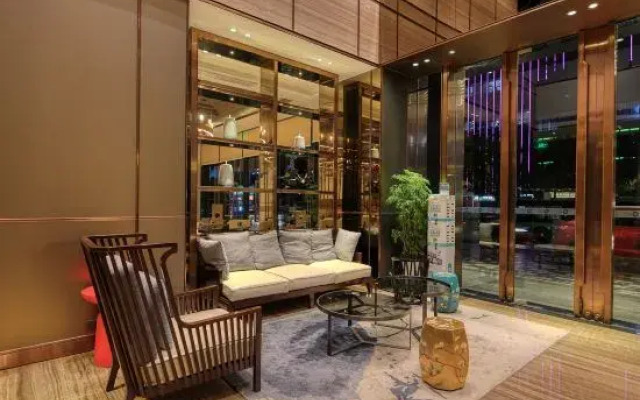 Clifford Suites