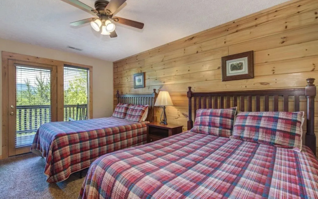 Eagles Point Lodge by Jackson Mountain Rentals