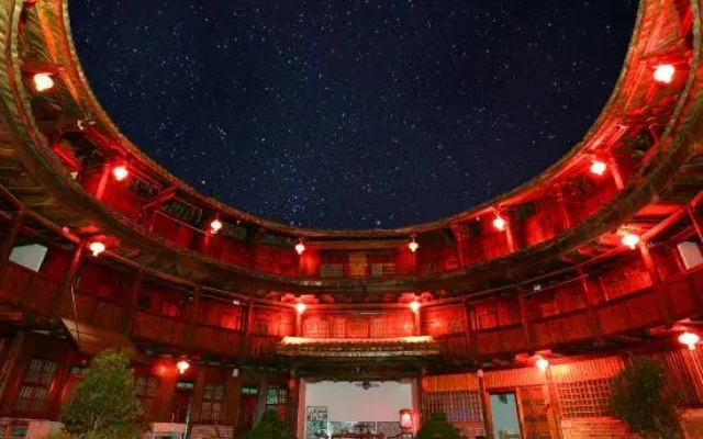 Fuqian Building 1906 Tulou Homestay