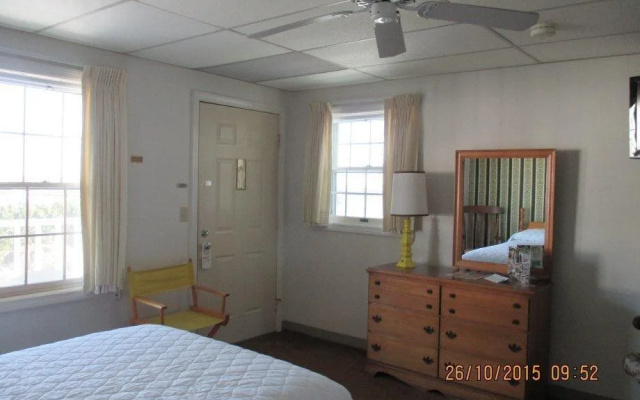 Long Beach Motor Inn