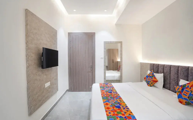 Fabhotel Mahalaxmii Grand