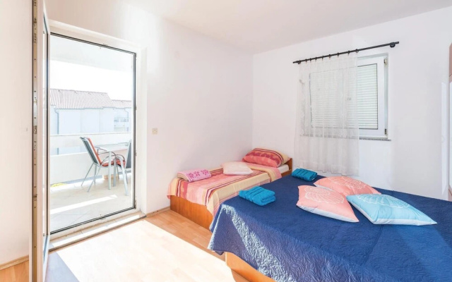 Stunning Home in Vidalici With Wifi and 1 Bedrooms