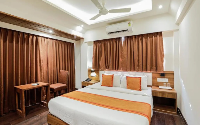 Hotel Ratna Mahal